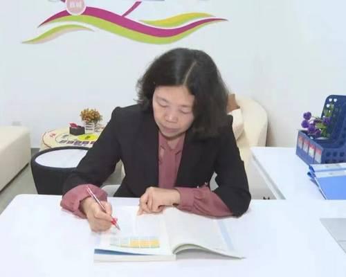 人大代表風采錄丨李菊順：不忘初心竭誠奉獻 甘當心靈“擺渡人”