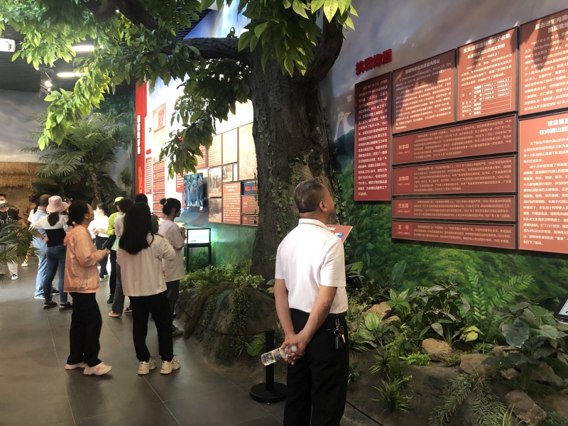 我院黨總支開展黨史學習教育暨“追尋紅色印記，凝聚奮進力量”主題黨日活動