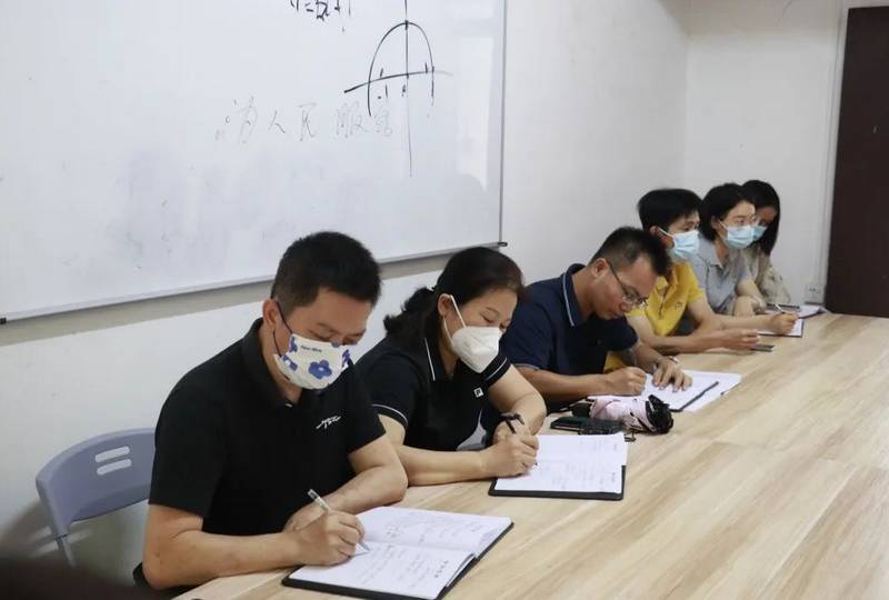我院深入學生宿舍開展調研座談會推動主題教育走深走實
