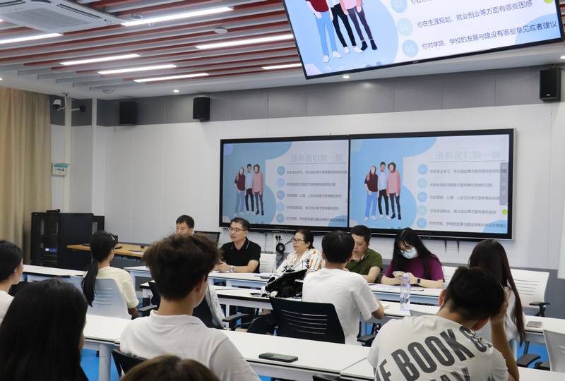 我院黨總支組織開展“先鋒沙龍”之少數民族學生懇談會
