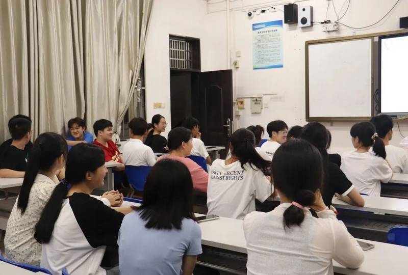 相伴成長·共沐書香——我院舉辦“傳承經典，綻放未來”成語接龍比賽