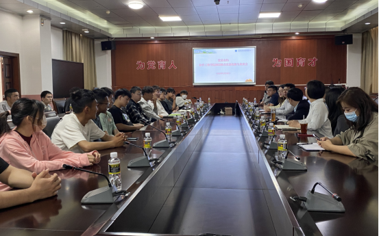黨員有約——我院召開2022級首次返校新生座談會